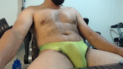 Snapshot of antony_36 chatting on 10-08-25, 03:37 antony online show from 10-08-25, 03:37