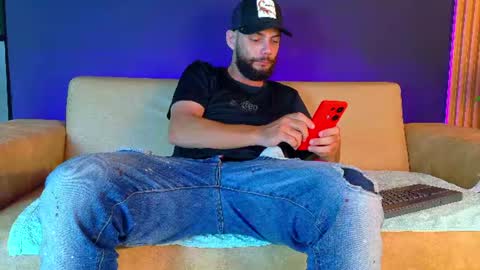 Snapshot of antony_bigdick_ chatting on 06-13-26, 07:23 Juan Camilo online show from 06-13-26, 07:23
