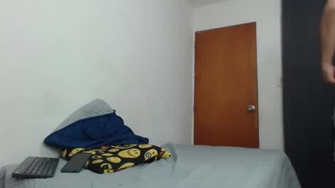 Snapshot of antony_smithh chatting on 02-06-25, 09:38 antony_smithh online show from 02-06-25, 09:38