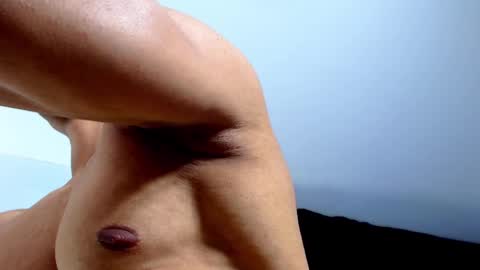 Instagram miguelangel1802  online show from 10-18-25, 04:52