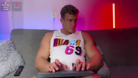 Adam 24 online show from 02-03-25, 07:52