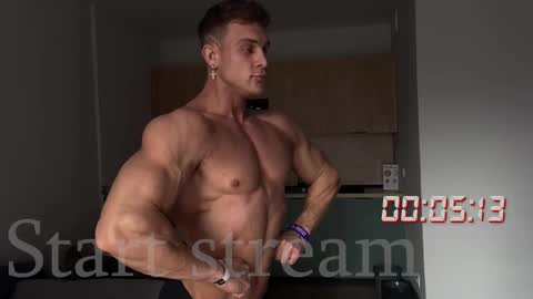 Snapshot of antray_misti chatting on 01-08-26, 10:39 Adam 24 online show from 01-08-26, 10:39