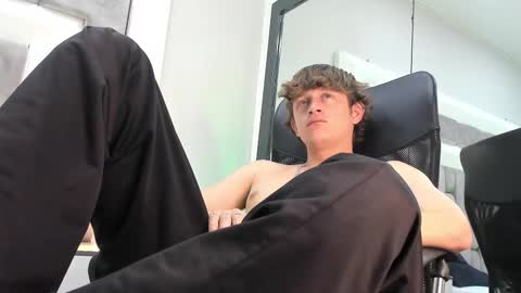 Anthony King online show from 10-02-25, 08:38
