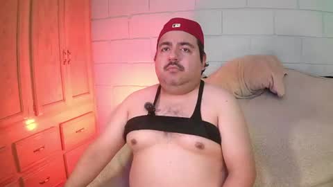 Snapshot of anuarfox chatting on 06-25-26, 07:07 AnuarFox online show from 06-25-26, 07:07