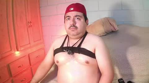 Snapshot of anuarfox chatting on 08-05-26, 12:19 AnuarFox online show from 08-05-26, 12:19