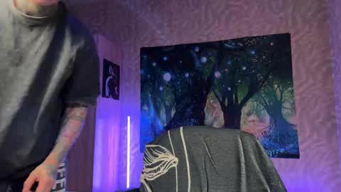 Tom online show from 02-09-26, 05:22