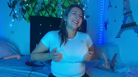 any mour online show from 11-16-25, 05:07