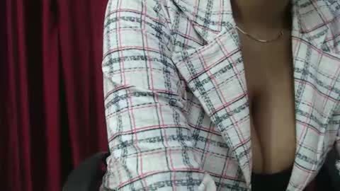 Snapshot of anya_kapoor chatting on 12-05-25, 05:20 anya kapoor no face online show from 12-05-25, 05:20