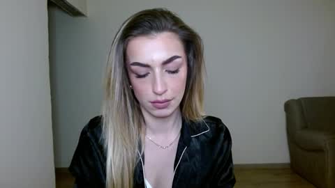 Anya online show from 04-17-26, 08:45