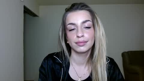 Anya online show from 04-20-26, 05:26