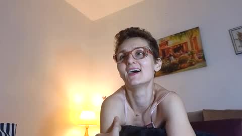 Snapshot of anyaros chatting on 02-17-26, 10:05 Anyaros online show from 02-17-26, 10:05