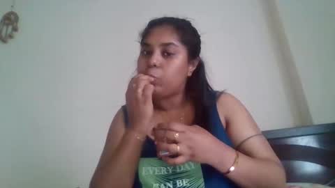 Snapshot of anydanyg chatting on 10-29-25, 09:44 anydanyg online show from 10-29-25, 09:44