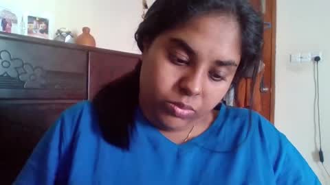 Snapshot of anydanyg chatting on 11-26-25, 06:25 anydanyg online show from 11-26-25, 06:25