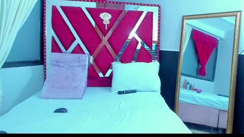 Anyela  online show from 12-17-24, 03:06