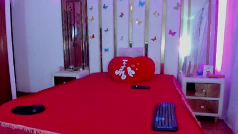 Anyela  online show from 05-25-26, 03:34