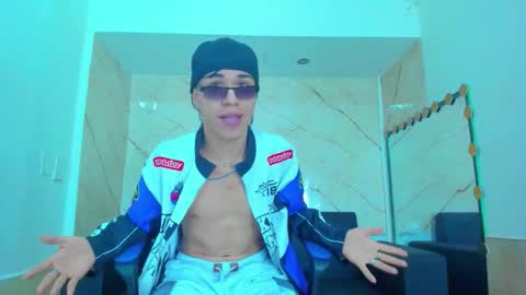anyelo_sexyhot online show from 09-26-25, 01:04