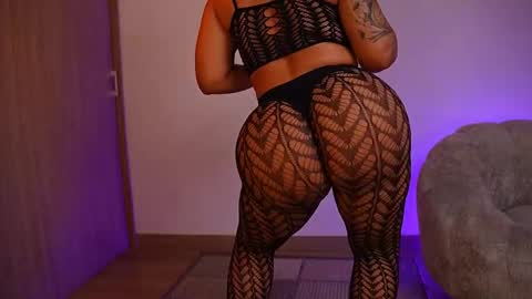 Dulce Maria online show from 02-17-26, 01:46