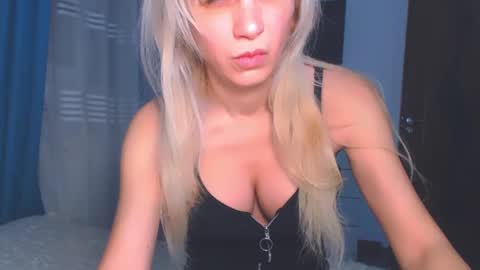 Snapshot of anysadoll chatting on 01-08-25, 01:53 An online show from 01-08-25, 01:53