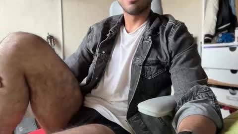 Snapshot of anysocial chatting on 05-27-26, 02:25 Instagram online show from 05-27-26, 02:25
