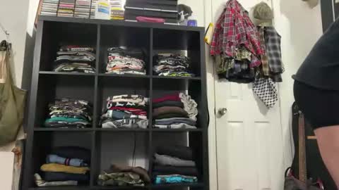 Snapshot of anytimexcowboy chatting on 11-11-25, 08:25 cowboy online show from 11-11-25, 08:25