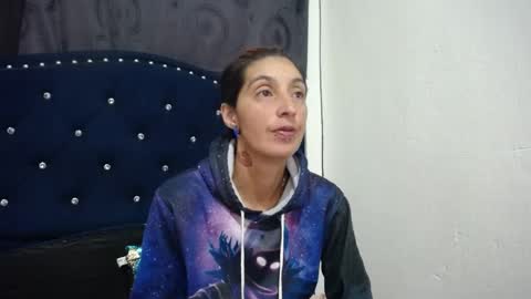 anyu online show from 01-17-25, 12:31