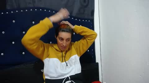 Snapshot of anyu_1306 chatting on 02-01-25, 07:05 anyu online show from 02-01-25, 07:05