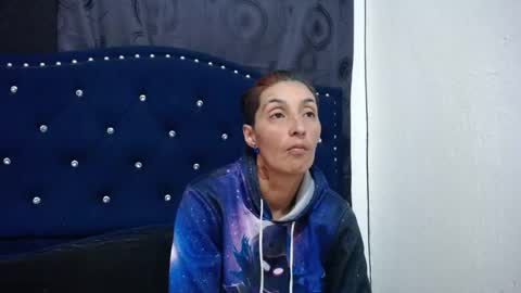 Snapshot of anyu_1306 chatting on 02-25-25, 03:09 anyu online show from 02-25-25, 03:09