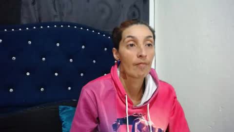 Snapshot of anyu_1306 chatting on 03-08-25, 02:45 anyu online show from 03-08-25, 02:45