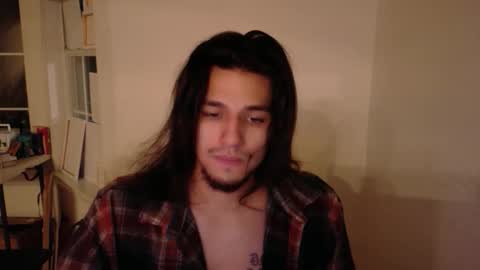 Snapshot of apachewithawebcam chatting on 12-18-25, 09:48 ApacheWithWebcam online show from 12-18-25, 09:48