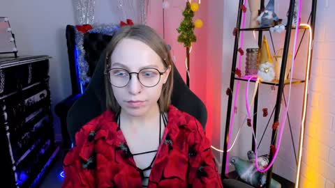 Snapshot of aphexqueen chatting on 12-15-24, 03:09 APHEX QUEEN online show from 12-15-24, 03:09