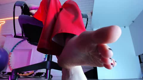 Snapshot of aphexqueen chatting on 12-28-24, 09:30 APHEX QUEEN online show from 12-28-24, 09:30