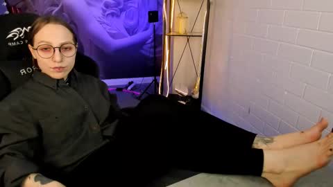 Snapshot of aphexqueen chatting on 02-27-25, 03:15 APHEX QUEEN online show from 02-27-25, 03:15