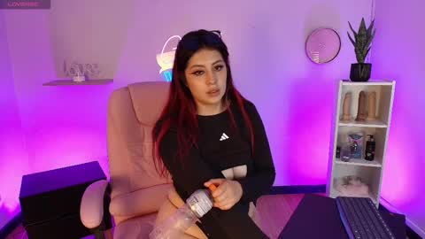 Snapshot of aphirl__ chatting on 09-23-25, 08:12 Aphirl online show from 09-23-25, 08:12