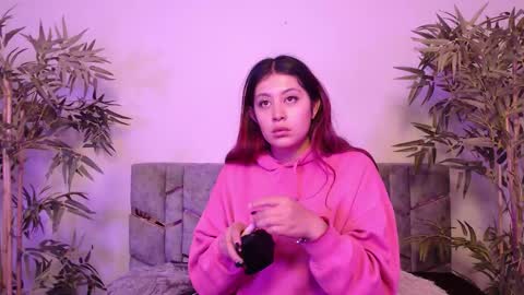 Snapshot of aphirl__ chatting on 10-16-25, 12:28 Aphirl online show from 10-16-25, 12:28