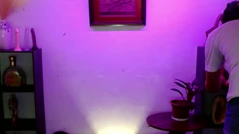 Snapshot of aphr0dite_x chatting on 01-27-25, 09:13 Roman Goddess online show from 01-27-25, 09:13