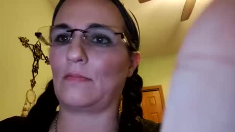 Aphrodite60 online show from 11-22-25, 11:15