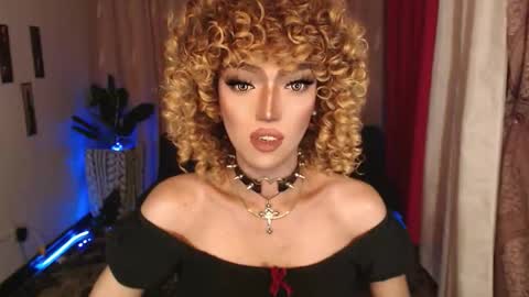 Snapshot of aphrodite_may chatting on 09-08-25, 05:45 kathryn online show from 09-08-25, 05:45