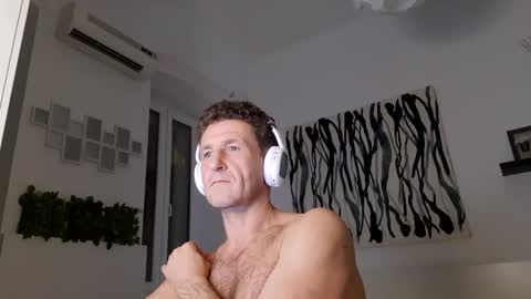 Snapshot of apollobest77 chatting on 12-22-24, 01:45 apollobest77 online show from 12-22-24, 01:45