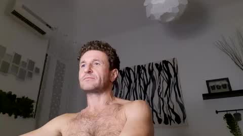 Snapshot of apollobest77 chatting on 01-17-25, 08:11 apollobest77 online show from 01-17-25, 08:11