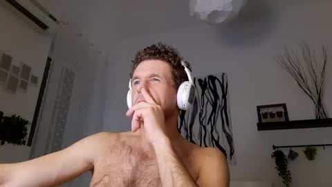 Snapshot of apollobest77 chatting on 01-30-25, 12:07 apollobest77 online show from 01-30-25, 12:07