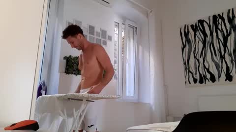 Snapshot of apollobest77 chatting on 11-05-25, 01:33 apollobest77 online show from 11-05-25, 01:33