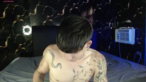 Snapshot of apolo01_ chatting on 05-11-26, 09:45 Apolo online show from 05-11-26, 09:45
