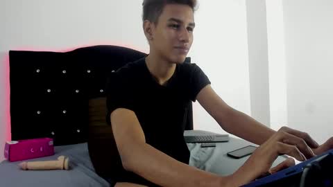 Apolo online show from 12-27-24, 02:58