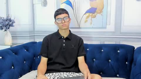 Snapshot of apolo_jonnes chatting on 06-03-26, 01:08 online show from 06-03-26, 01:08
