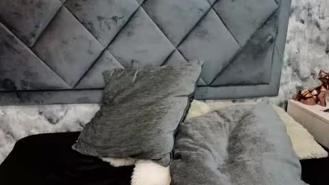 Apolo online show from 09-12-25, 12:33