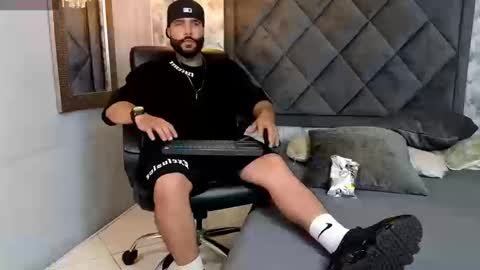 Apolo online show from 09-22-25, 08:44