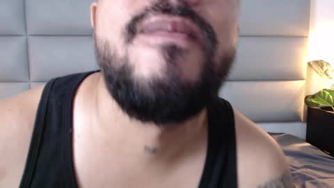 Snapshot of apolomarcos_ chatting on 03-08-25, 10:24 marcos online show from 03-08-25, 10:24