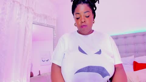 Snapshot of apotheosicass chatting on 02-02-25, 09:02 KARLA online show from 02-02-25, 09:02