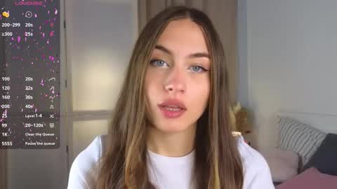 Vicki online show from 09-25-25, 09:02