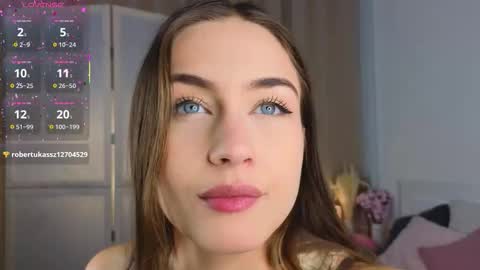 Vicki online show from 11-17-25, 09:04